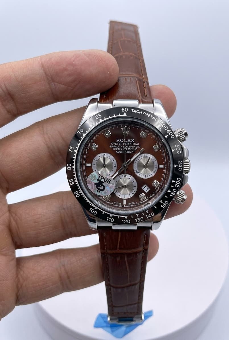 Luxury-Inspired Silicone Strap Watch